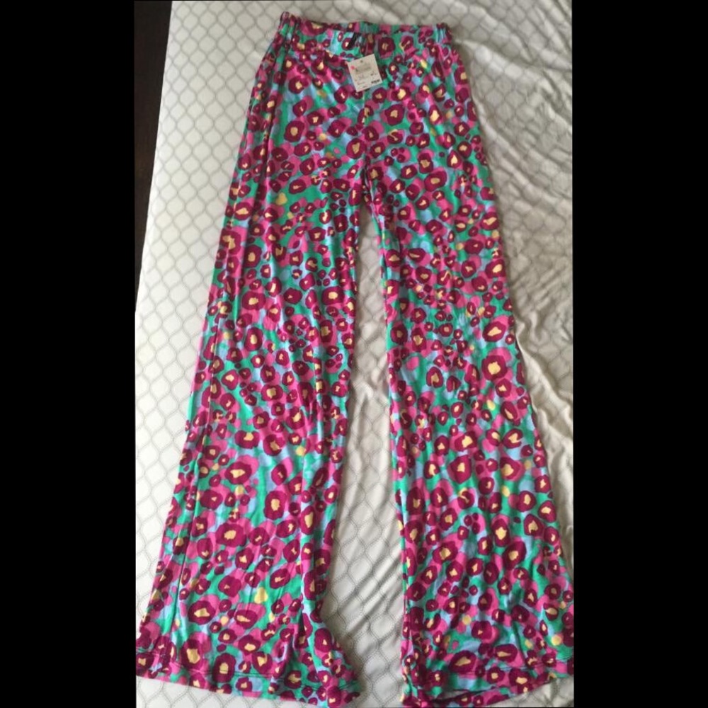 Boutique leopard palazzo pants